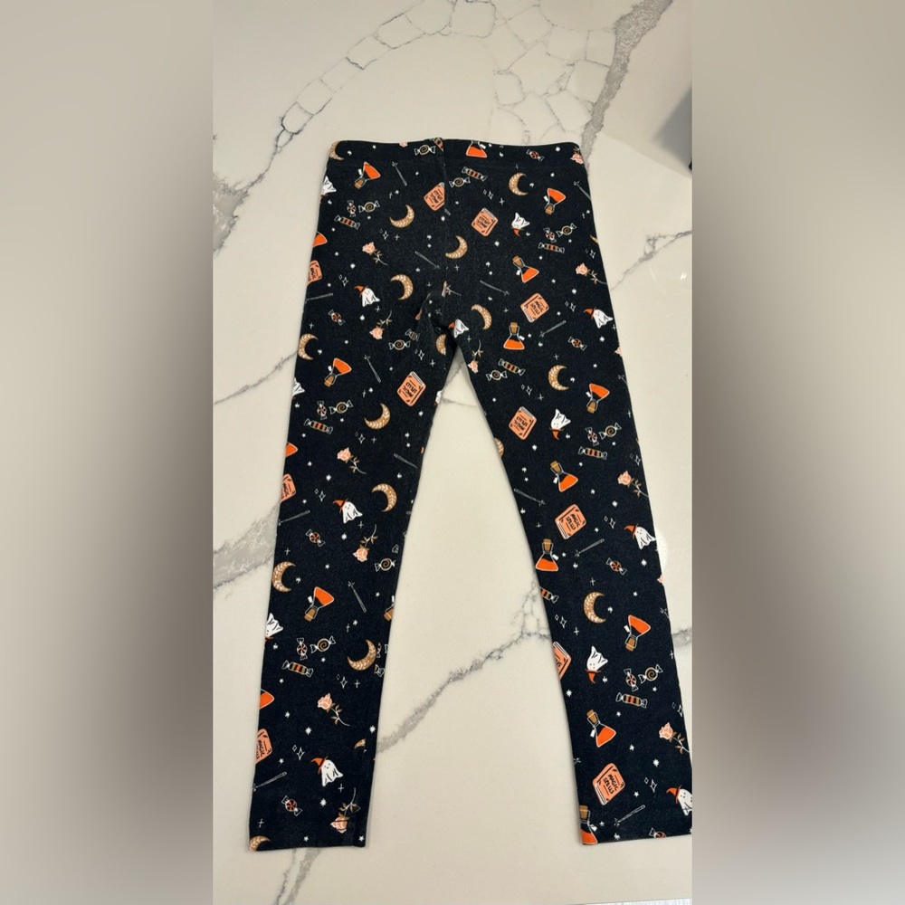 Halloween top & leggings  👻 - Picture 7 of 8
